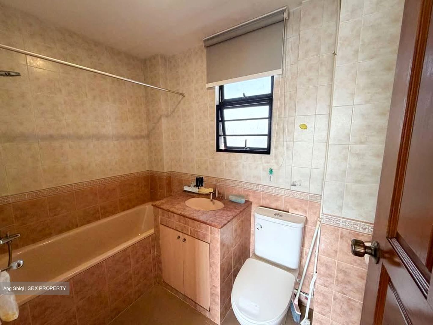 Casa Sarina (D14), Condominium #588175001